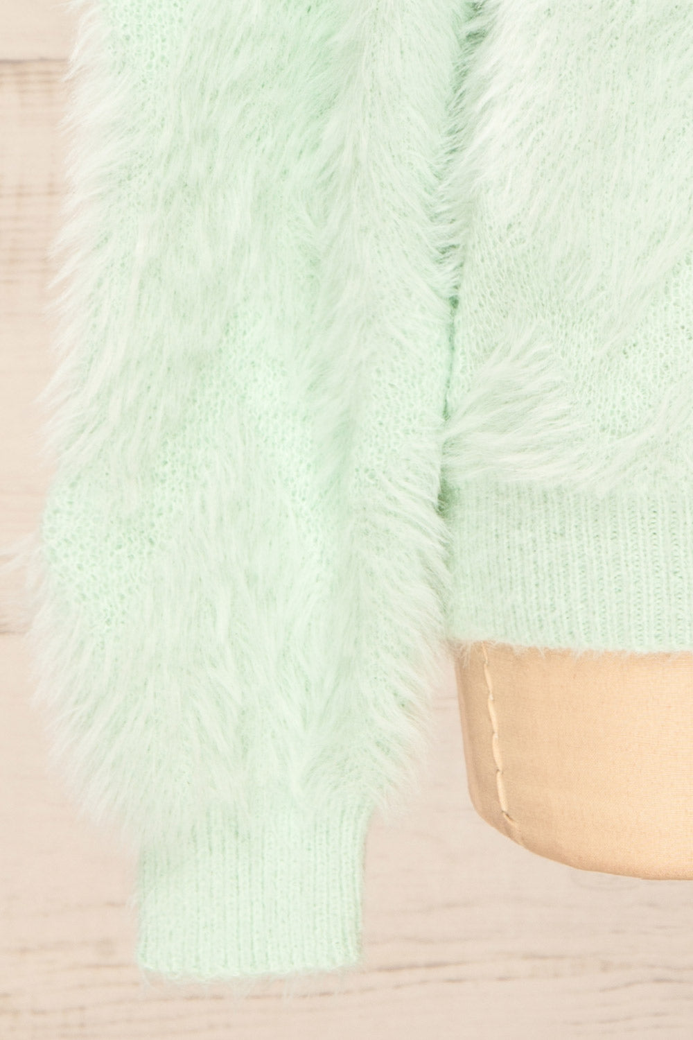 Urtu Mint Fuzzy Herringbone Sweater | La petite garçonne sleeve close-up