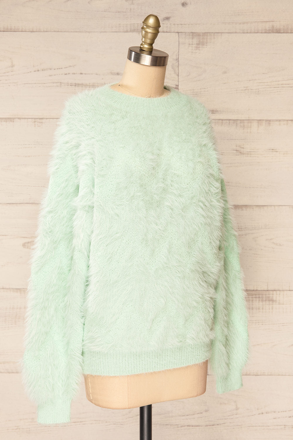 Urtu Mint Fuzzy Herringbone Sweater | La petite garçonne side view