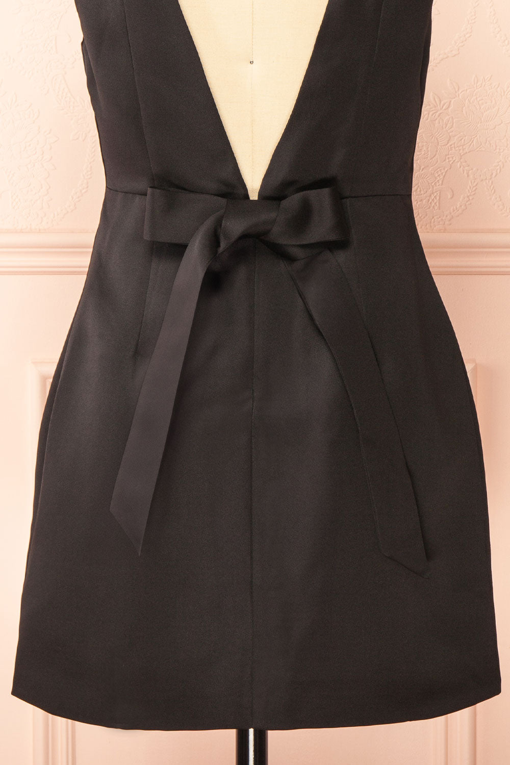 Vaspera Short Black Dress with Open Back | back view bow 