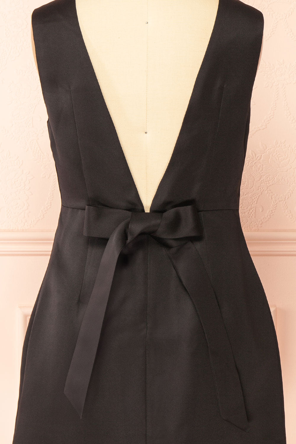 Vaspera Short Black Dress with Open Back | back view