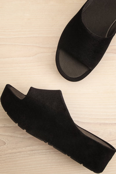 Velanie Black Velvet Platform Sandals | La petite garçonne flat view