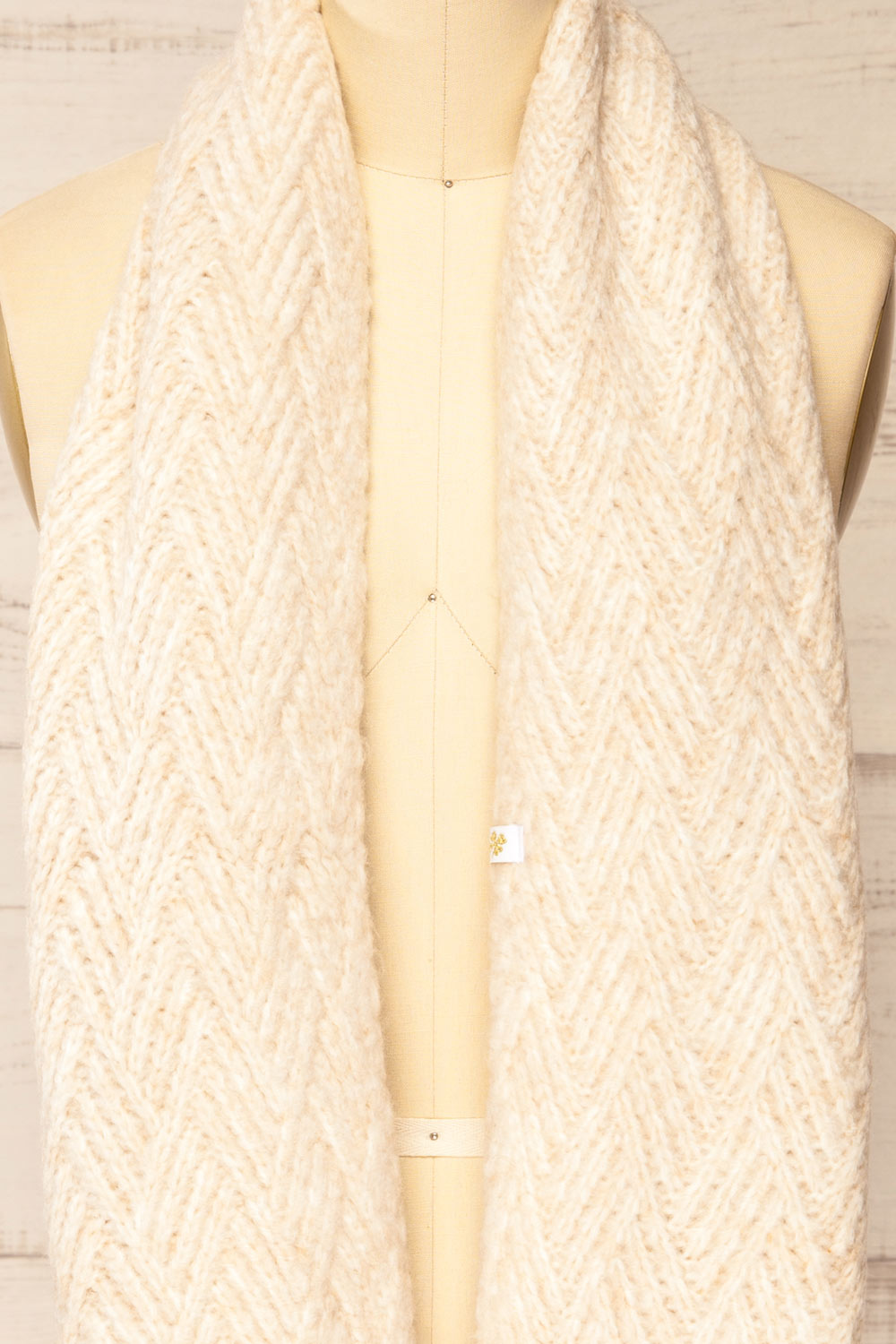 Vonderbone Beige Knit Infinity Scarf | La petite garçonne front 