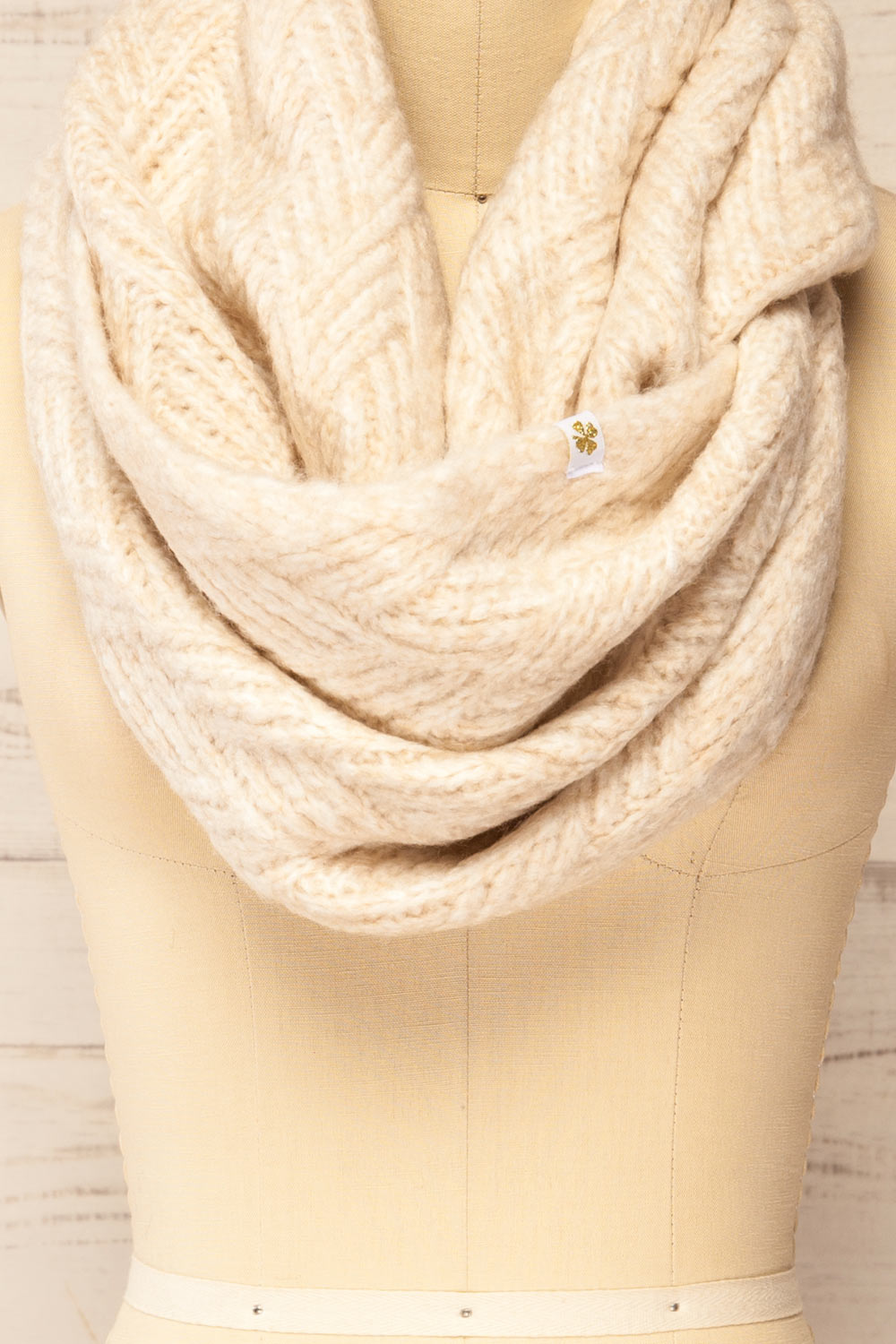 Vonderbone Beige Knit Infinity Scarf | La petite garçonne close-up