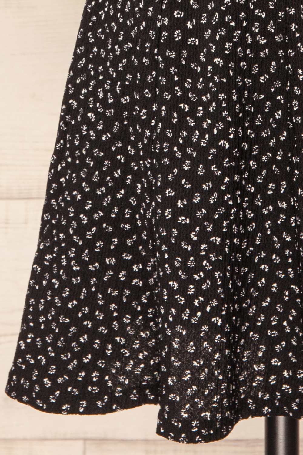 Warsop Black A-Line floral Skirt | La petite garçonne bottom