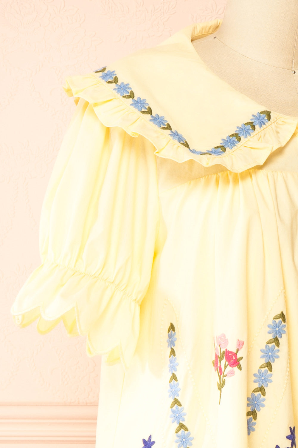 Wilma Short Yellow Dress with Large Collar | Boutique 1861 side