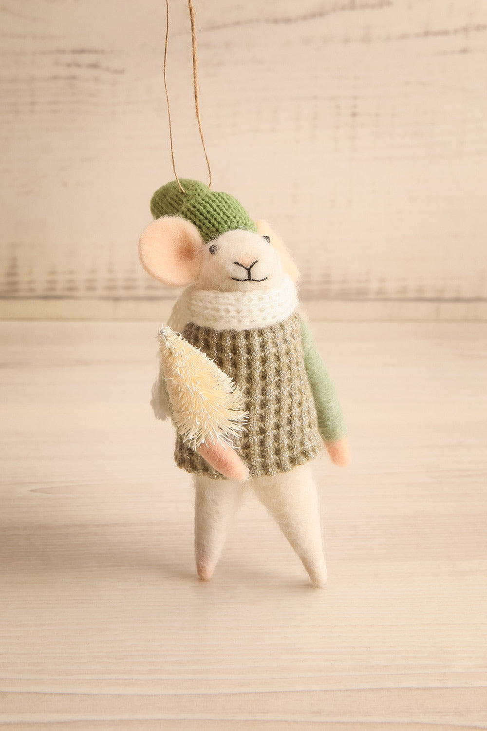 Wintergreen Mouse Holiday Ornament | Maison garçonne winnie