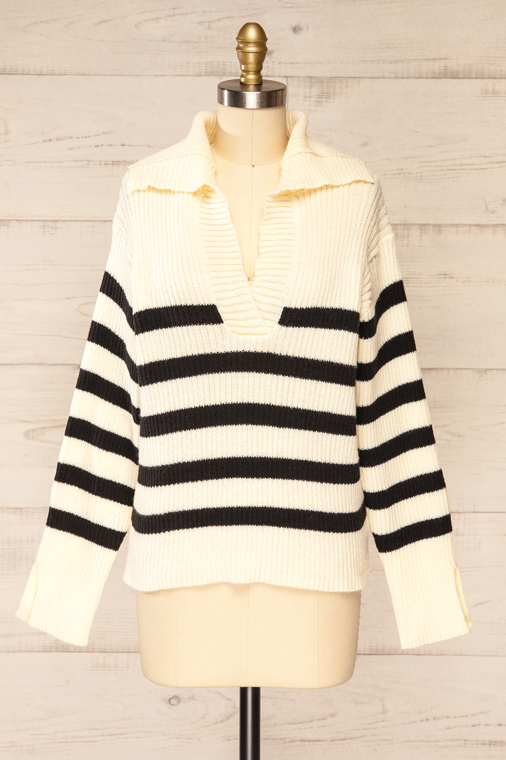 Wokingham | Ivory Knit Sweater w/ Black Stripes | La petite garçonne front view