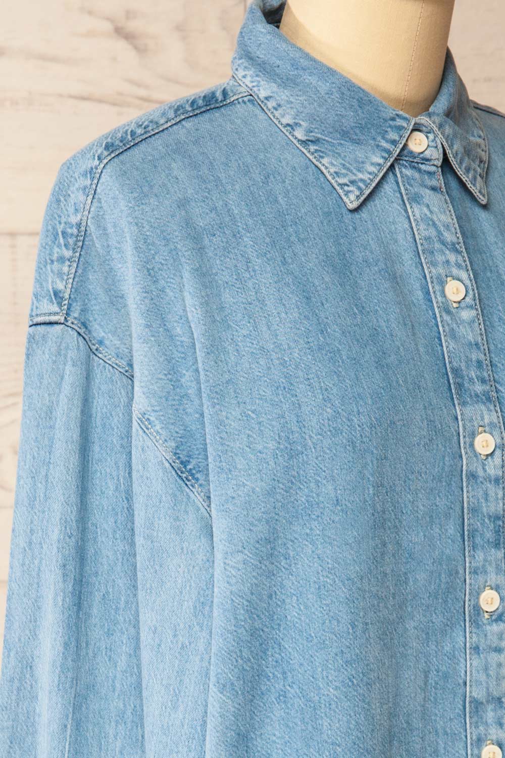 Workington Oversized Blue Denim Shirt | La petite garçonne side