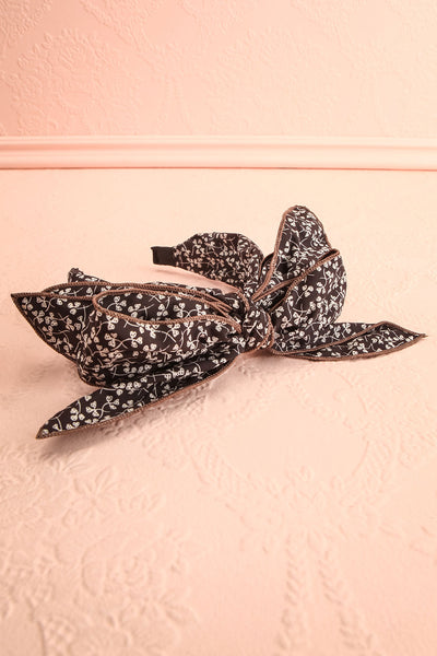 Xaby Double Bow Black & White Patterned Headband | Boutique 1861 flat view
