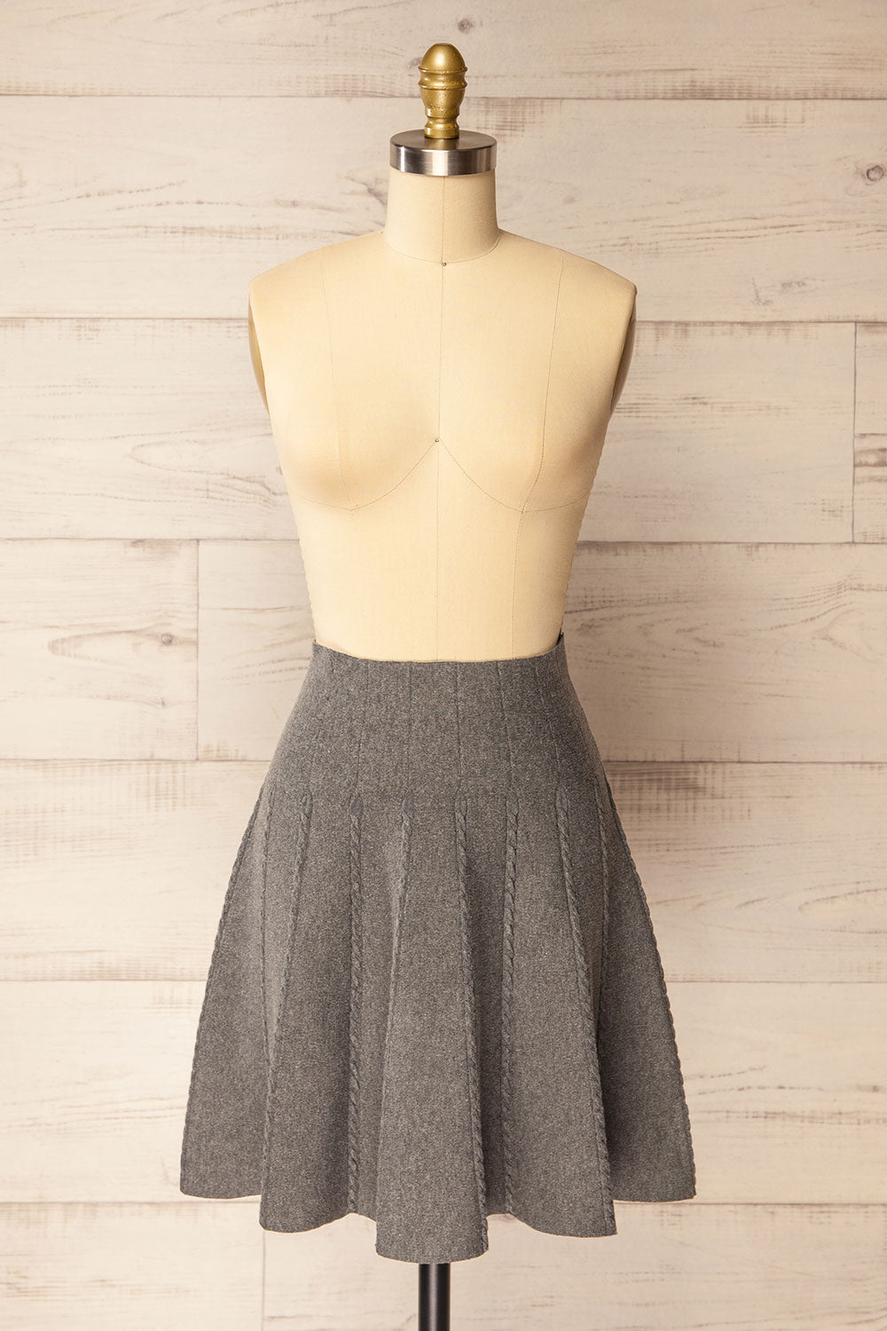 Yakima Grey High-Waisted A-Line Skirt | La petite garçonne front view