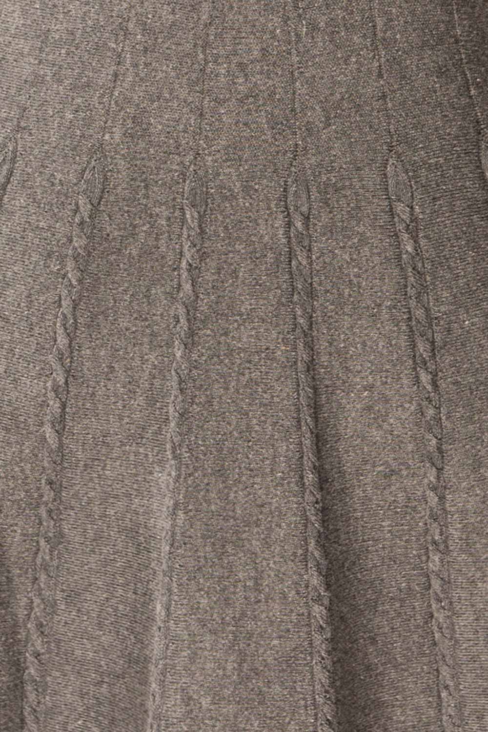 Yakima Grey High-Waisted A-Line Skirt | La petite garçonne fabric 