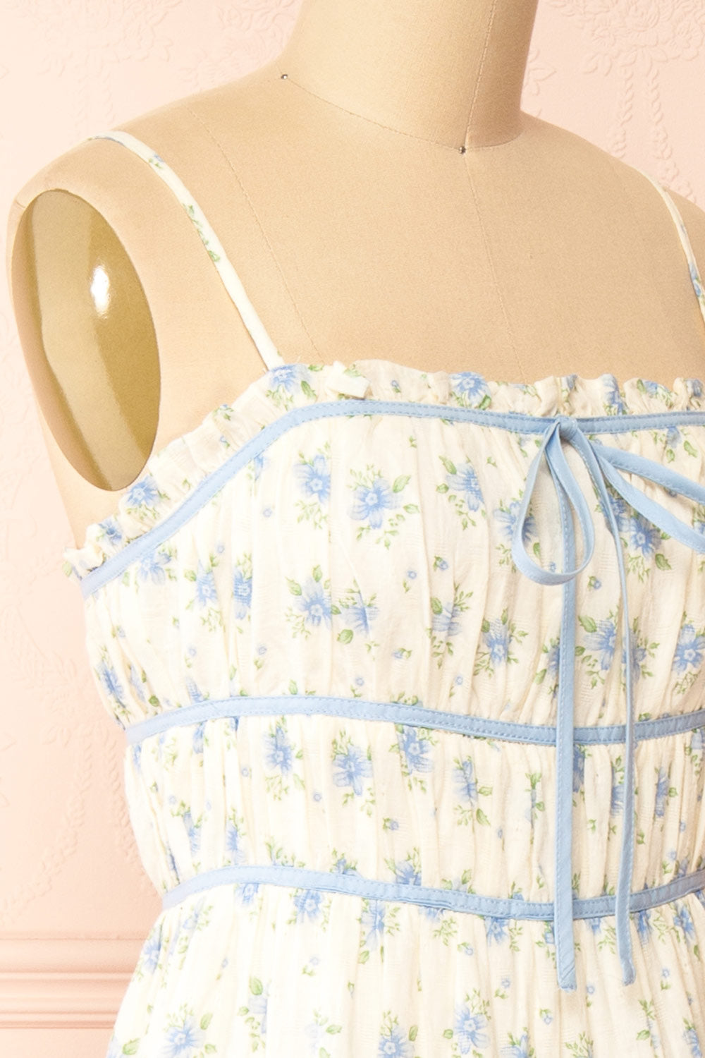 Yuriel Blue Floral A-Line Chiffon Midi Dress | Boutique 1861 side 