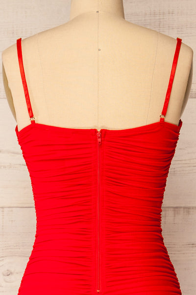 Yurtof Red Fitted Ruched Midi Dress | La petite garçonne back close-up
