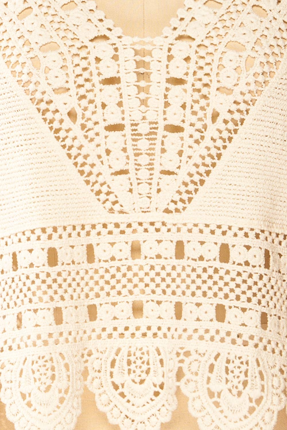 Zagreb Beige Crochet Cropped Cami | La petite garçonne fabric 