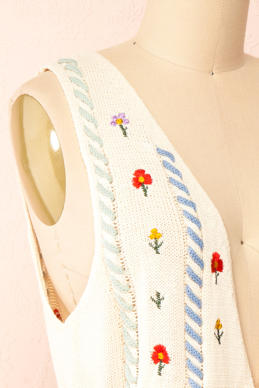 Zaraiah Cream Knit Vest w/ Floral Embroidery | Boutique 1861  side close-up