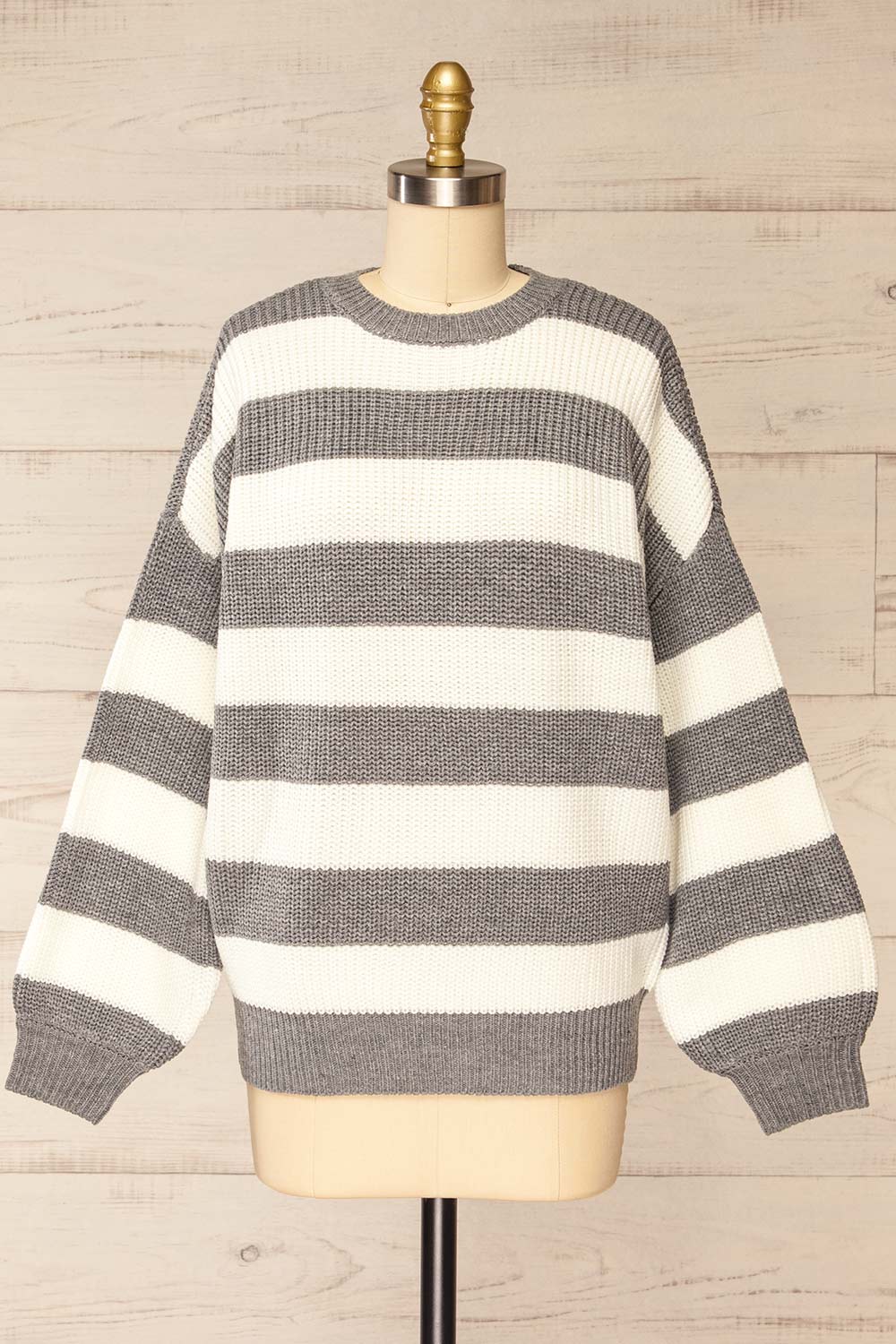 Zario Grey Stripped Oversized Knit Sweater | La petite garçonne front view