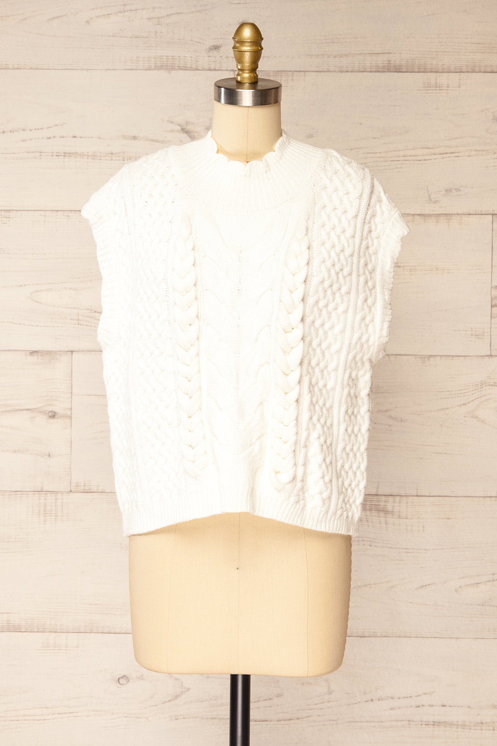 Zenon White Sleeveless Cable Knit Vest | La petite garçonne front view