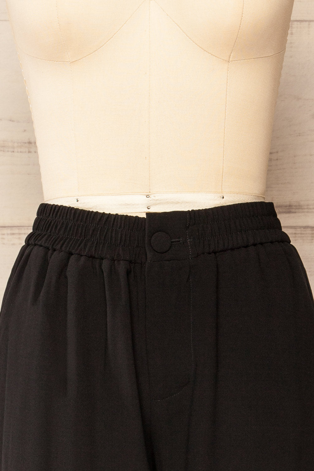 Zolani Black High-Waisted Pants w/ Elastic Waist | La petite garçonne front