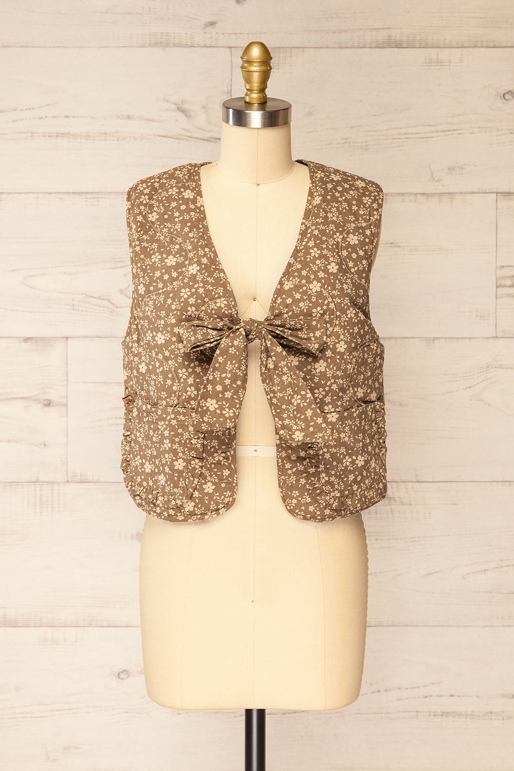 Zurette Khaki Vest w/ Beige Flowers | La petite garçonne front view