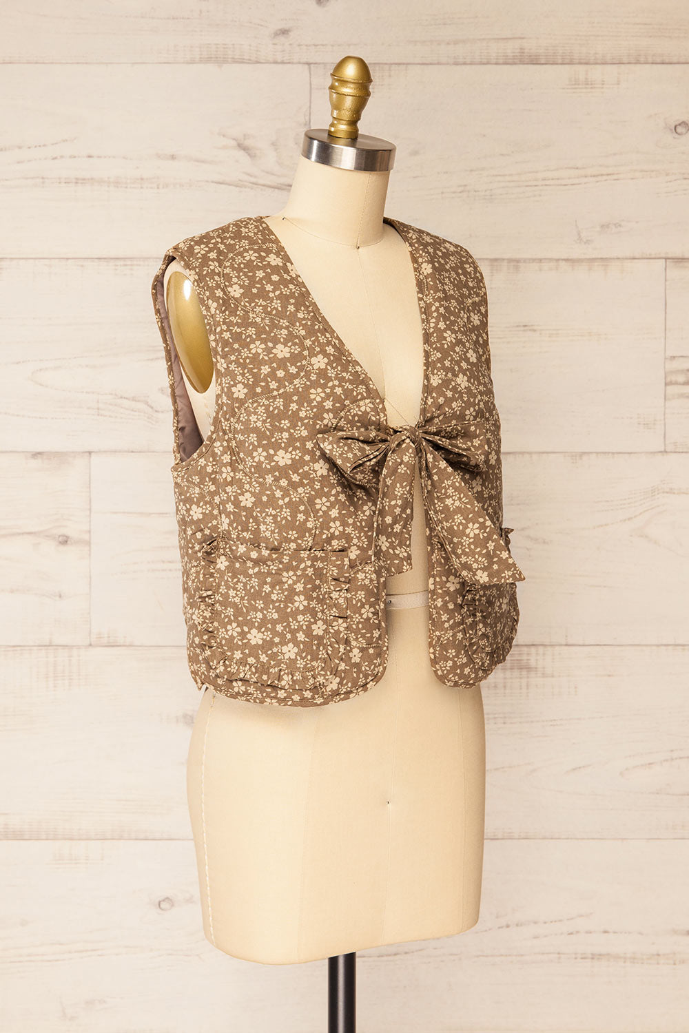 Zurette Khaki Vest w/ Beige Flowers | La petite garçonne side view