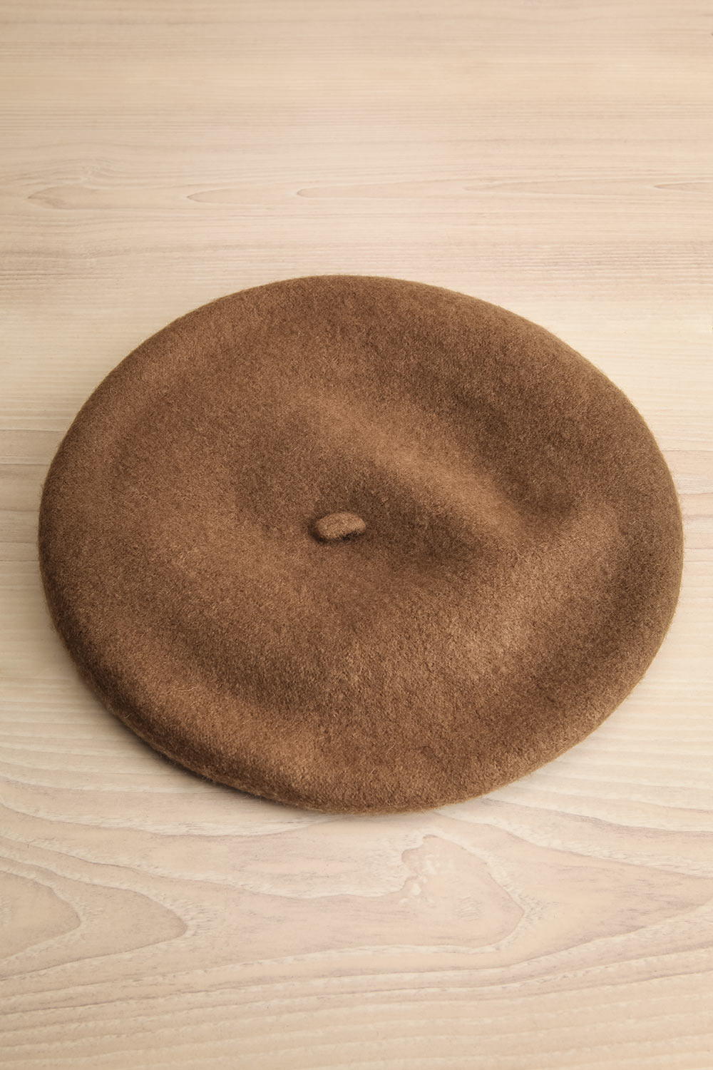 
Zuzot Taupe Wool Beret | La petite garçonne flat view