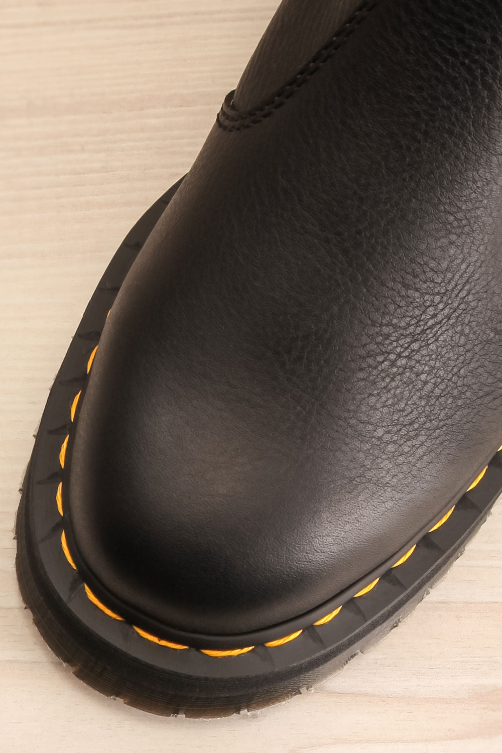 2976 Faux Fur Lined Platform Chelsea Boots | La petite garçonne flat close-up