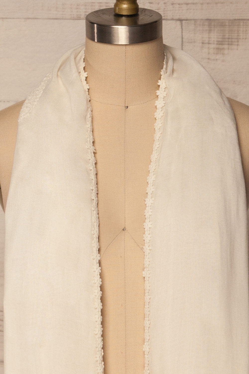 Abbazia Embroidered Cream Scarf | La Petite Garçonne Chpt. 2 3