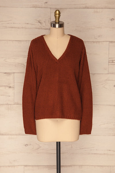 Adrano Cannelle Brown V-Neck Knit Sweater | FRONT VIEW | La Petite Garçonne