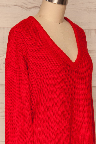 Adrano Cayenne Red V-Neck Knit Sweater | SIDE CLOSE UP  | La Petite Garçonne