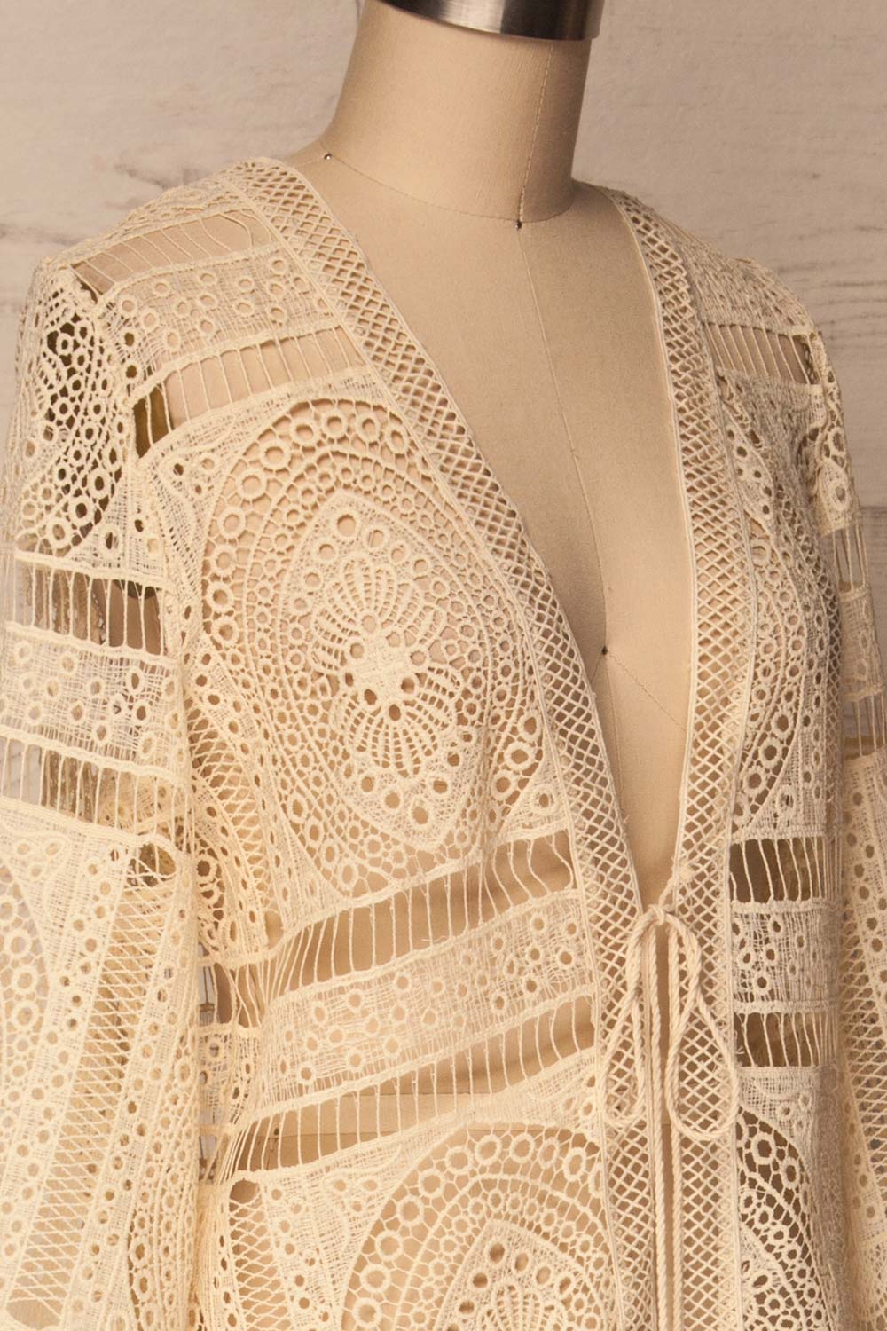 Akharnai Ivory Crocheted Lace Kimono | La Petite Garçonne 4