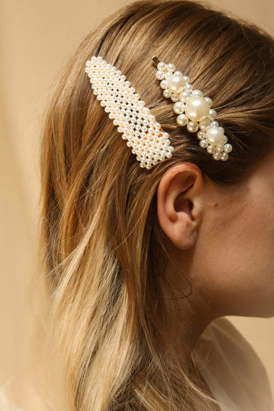 Alesco Set of Golden Pearl Studded Barrettes | La Petite Garçonne on blond model