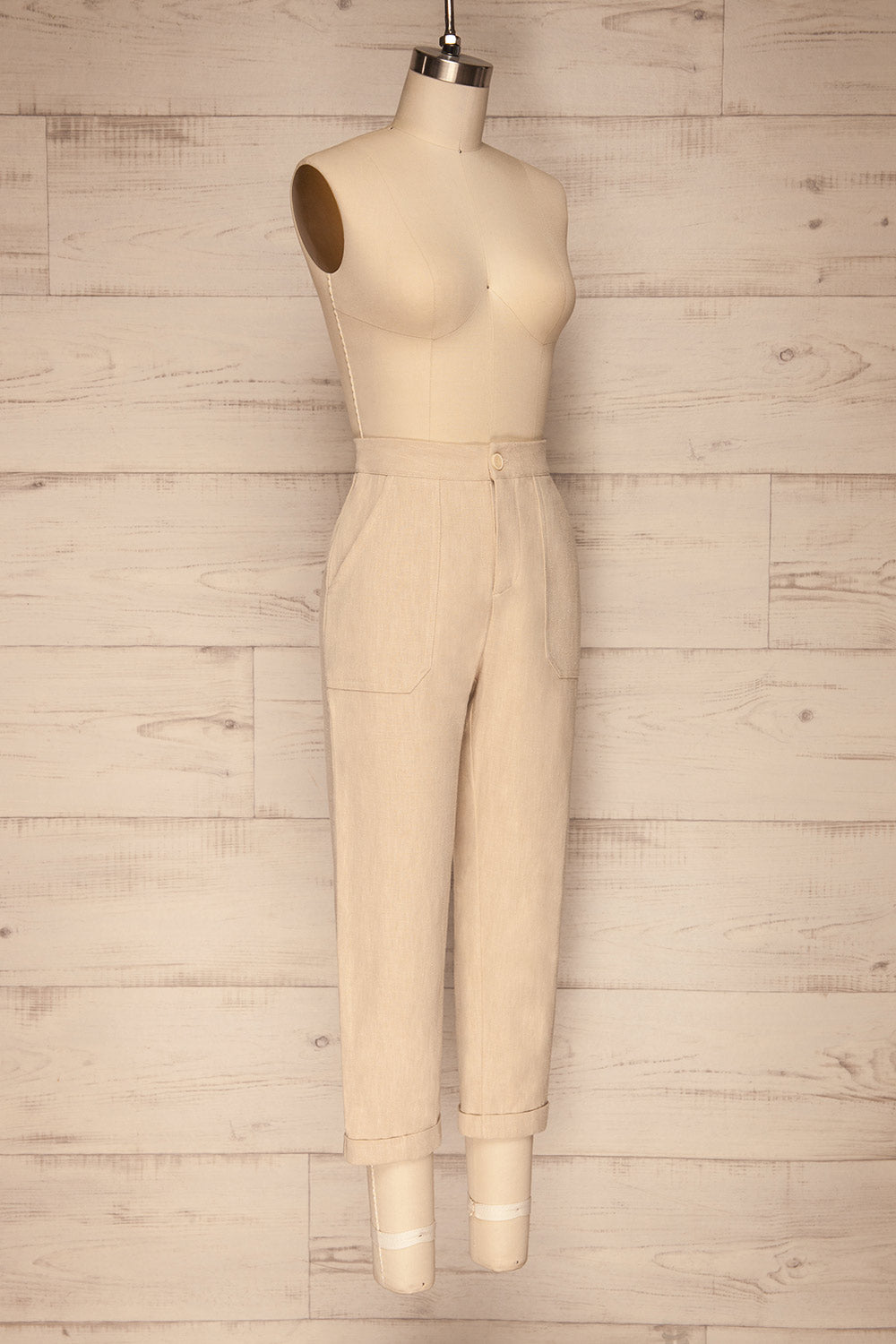 Altenberg Beige Linen Cropped Pants side view | La petite garçonne