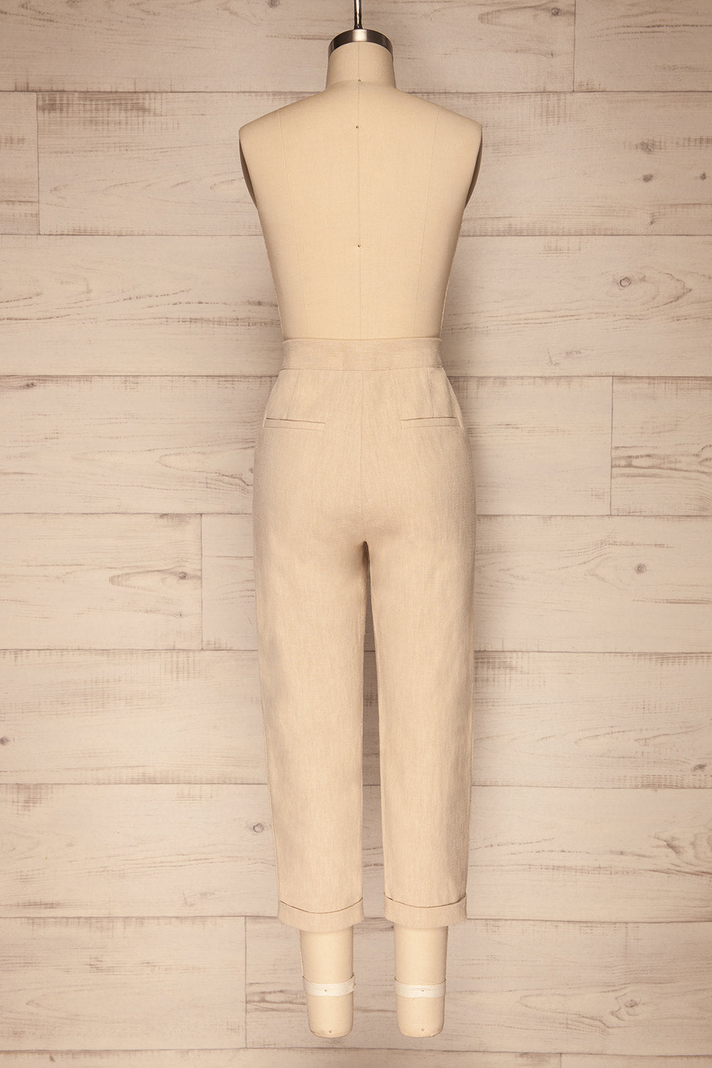 Altenberg Beige Linen Cropped Pants back view | La petite garçonne