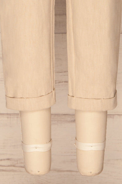 Altenberg Beige Linen Cropped Pants legs | La petite garçonne