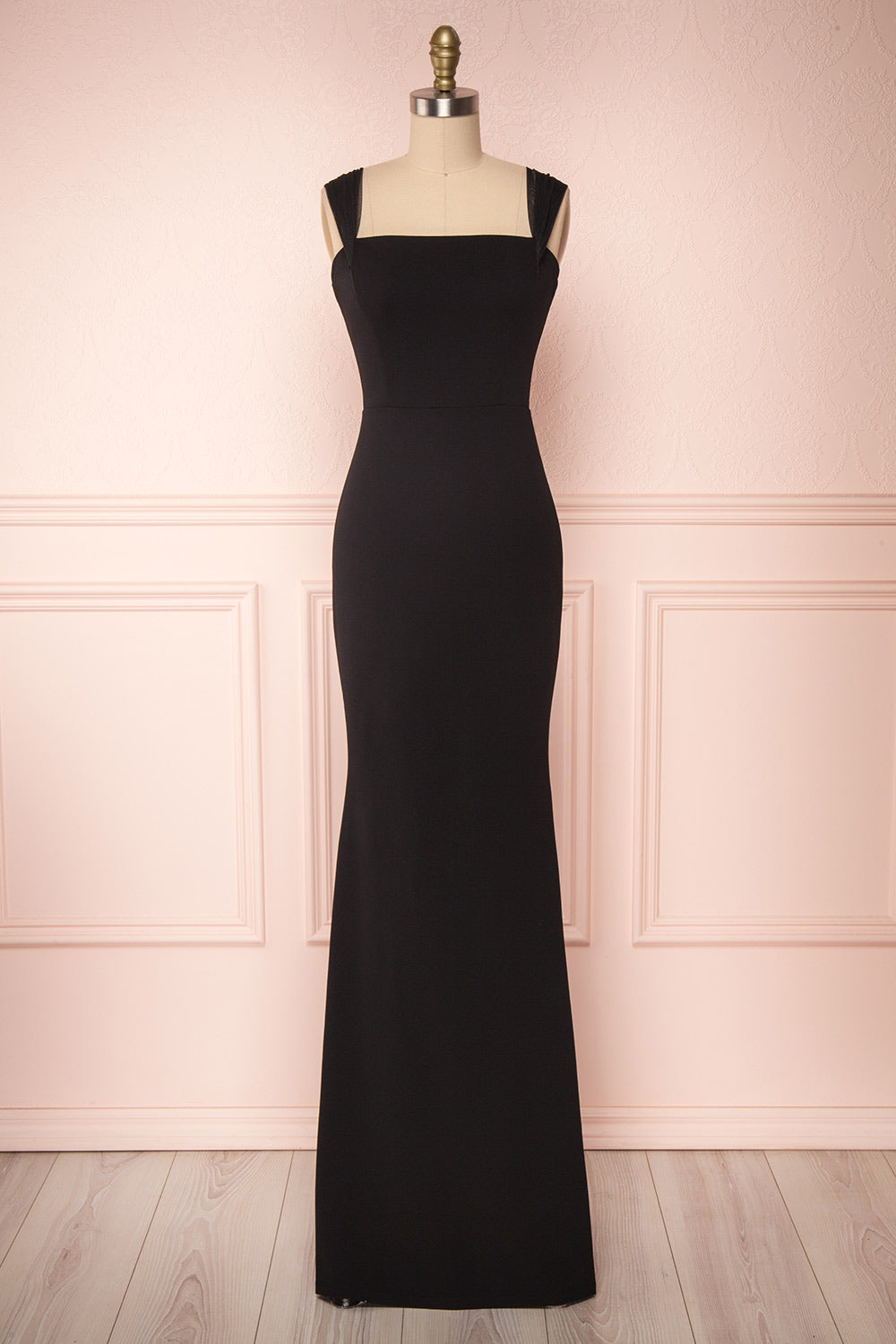 Alvery Black Mermaid Dress | Robe Maxi front view shoulder up | Boutique 1861