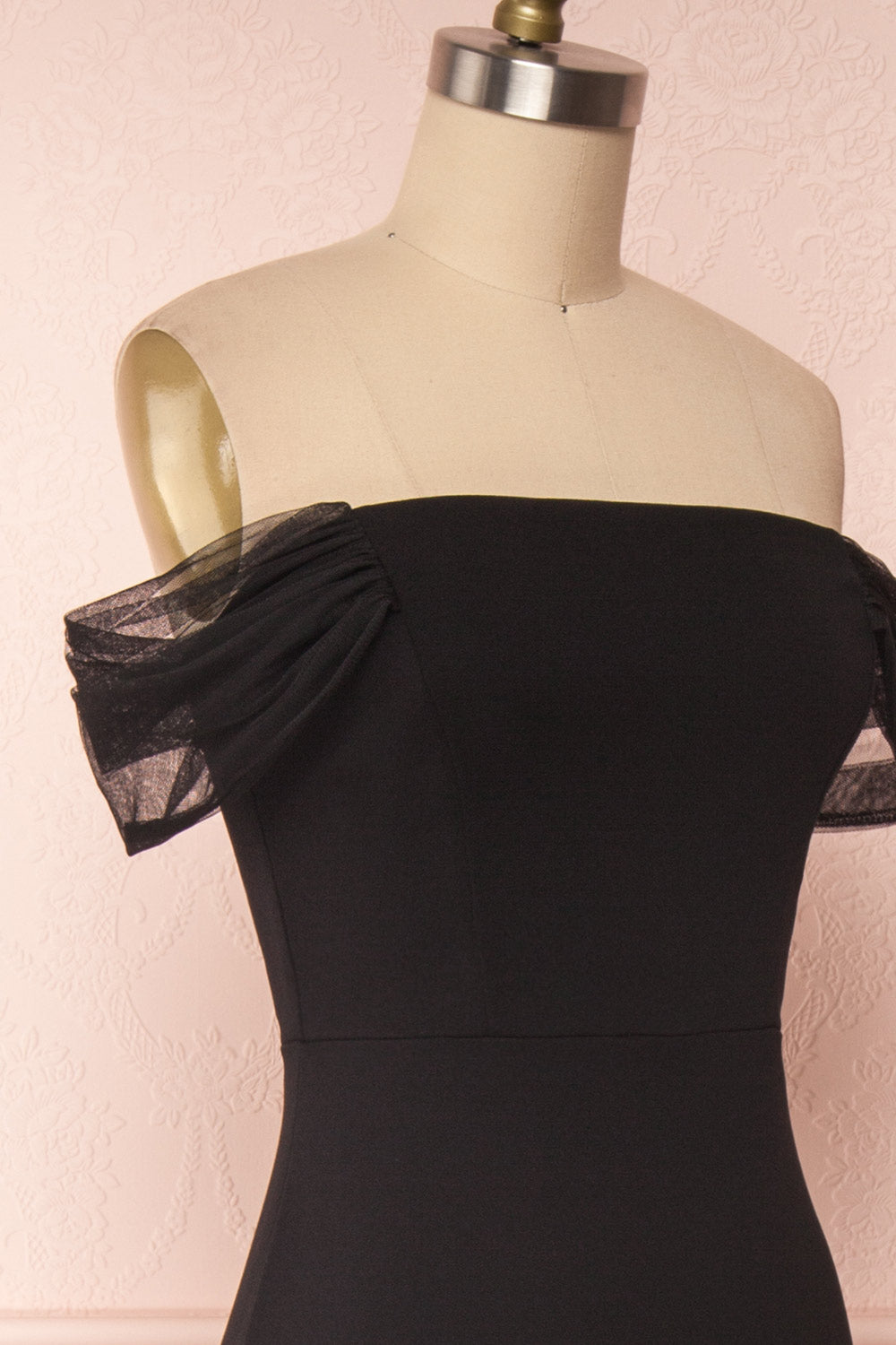Alvery Black Mermaid Dress | Robe Maxi side close up | Boutique 1861