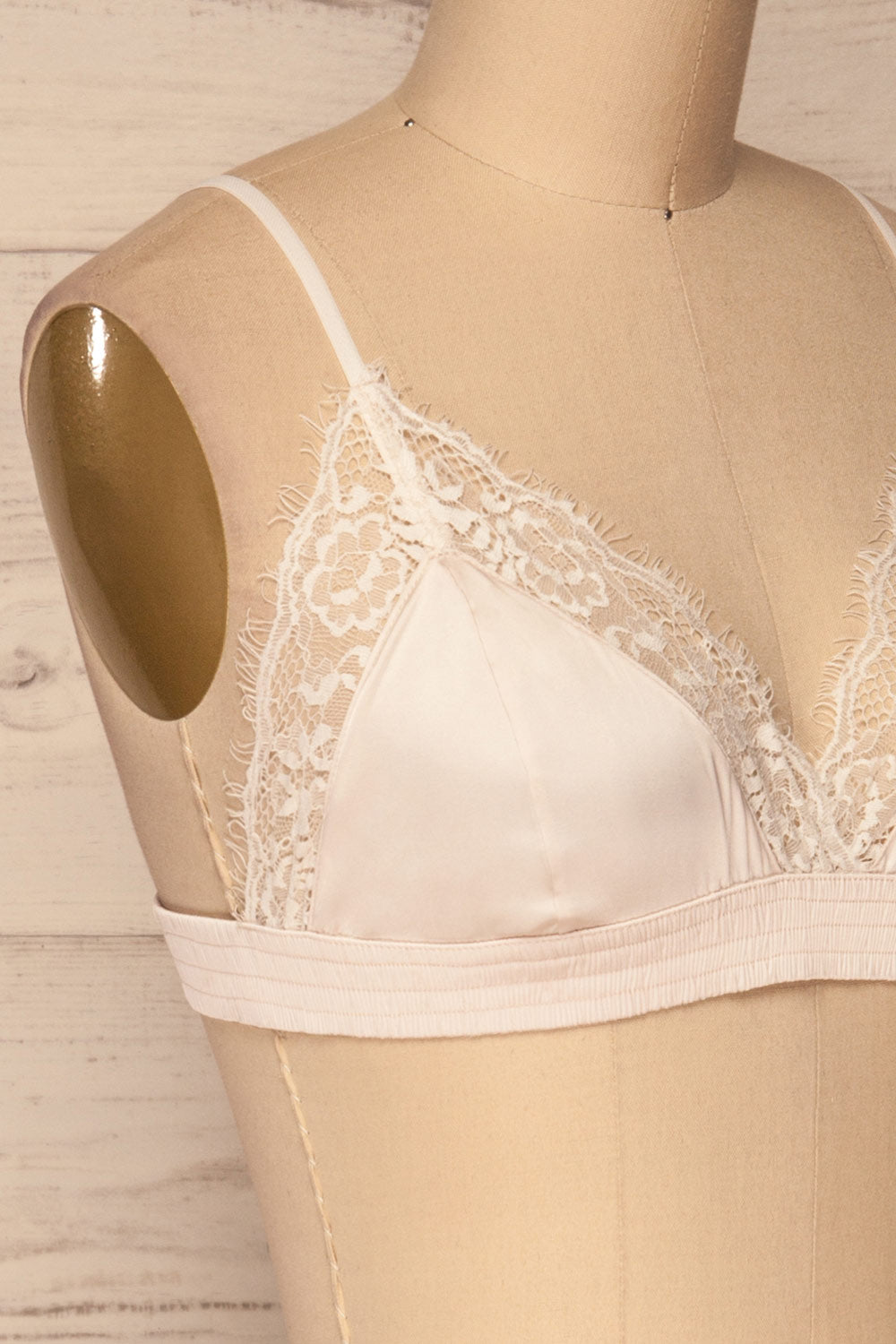 Antigone Bralette | Soutien-Gorge side close up | La Petite Garçonne Chpt. 2