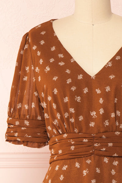 Aosagibi Brown Patterned Short Sleeve Dress | Boutique 1861 front close-up