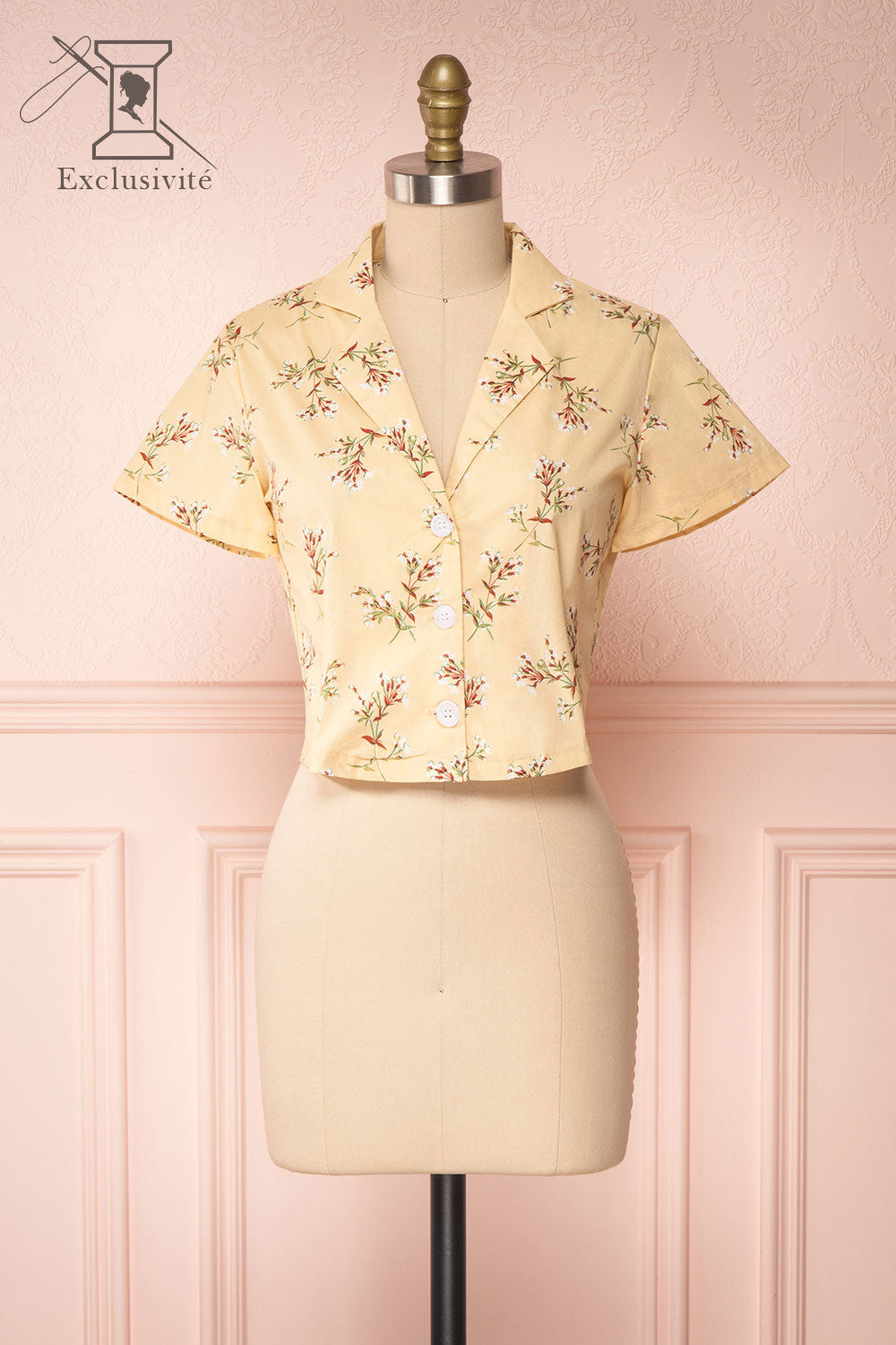 Arnleif Beige Floral Buttoned Crop Top | Boutique 1861 front view 