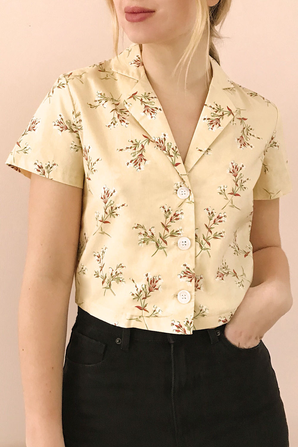 Arnleif Beige Floral Buttoned Crop Top | Boutique 1861 model close up