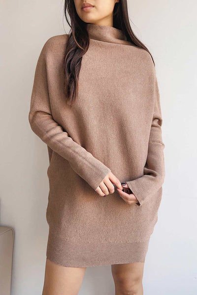 Arrecife Beige Knit Sweater Dress | La petite garçonne model