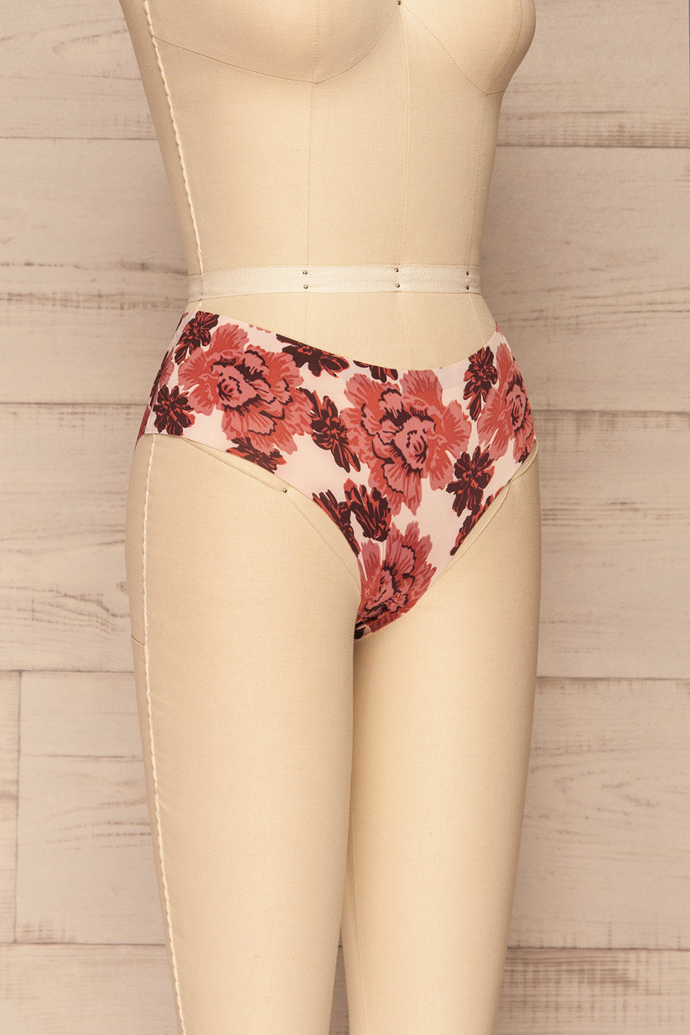 Astris Floral Seamless Underwear | La petite garçonne  side view 