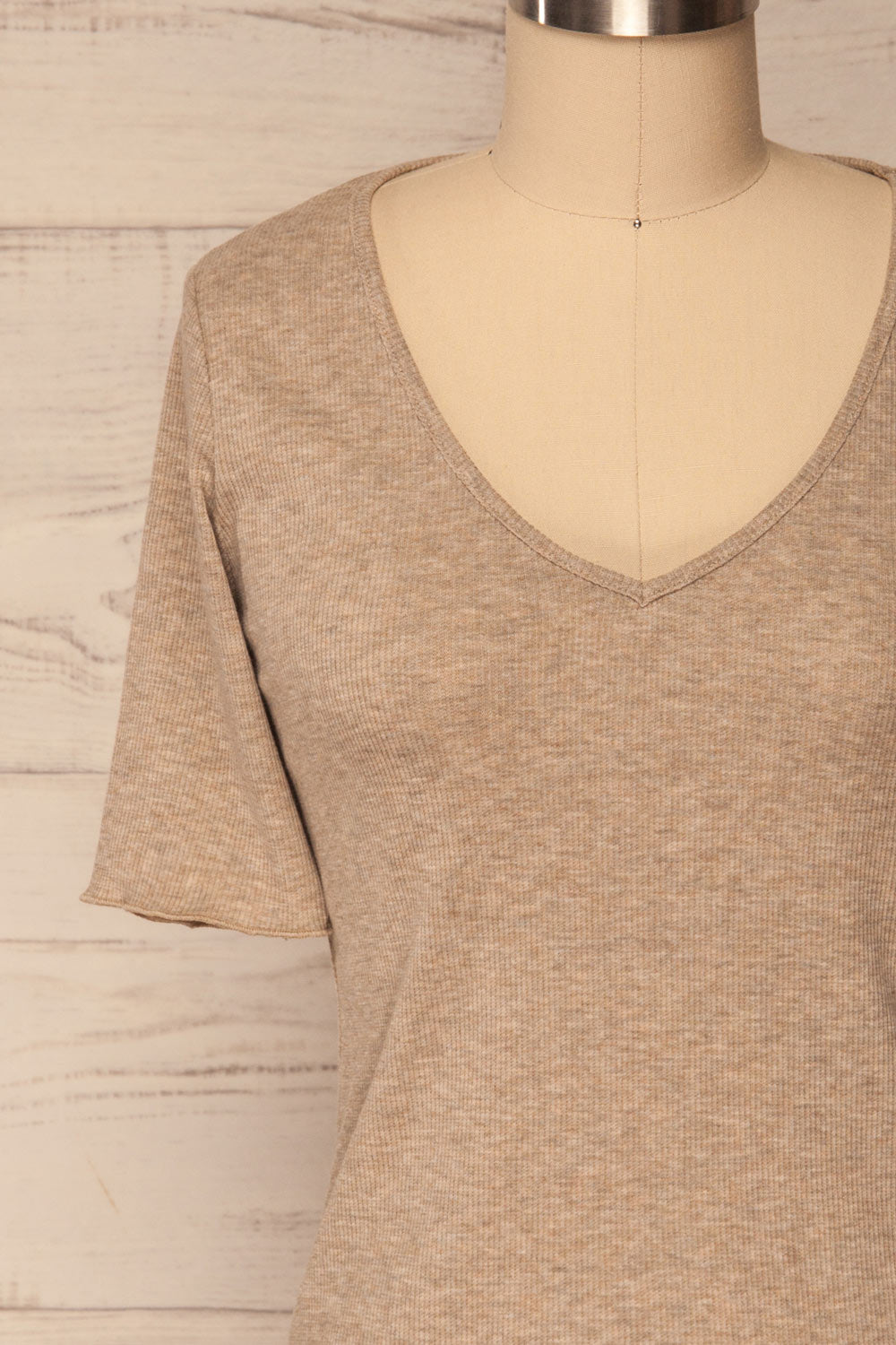 Ayeneux Taupe Short Sleeved Crop Top | La Petite Garçonne 2