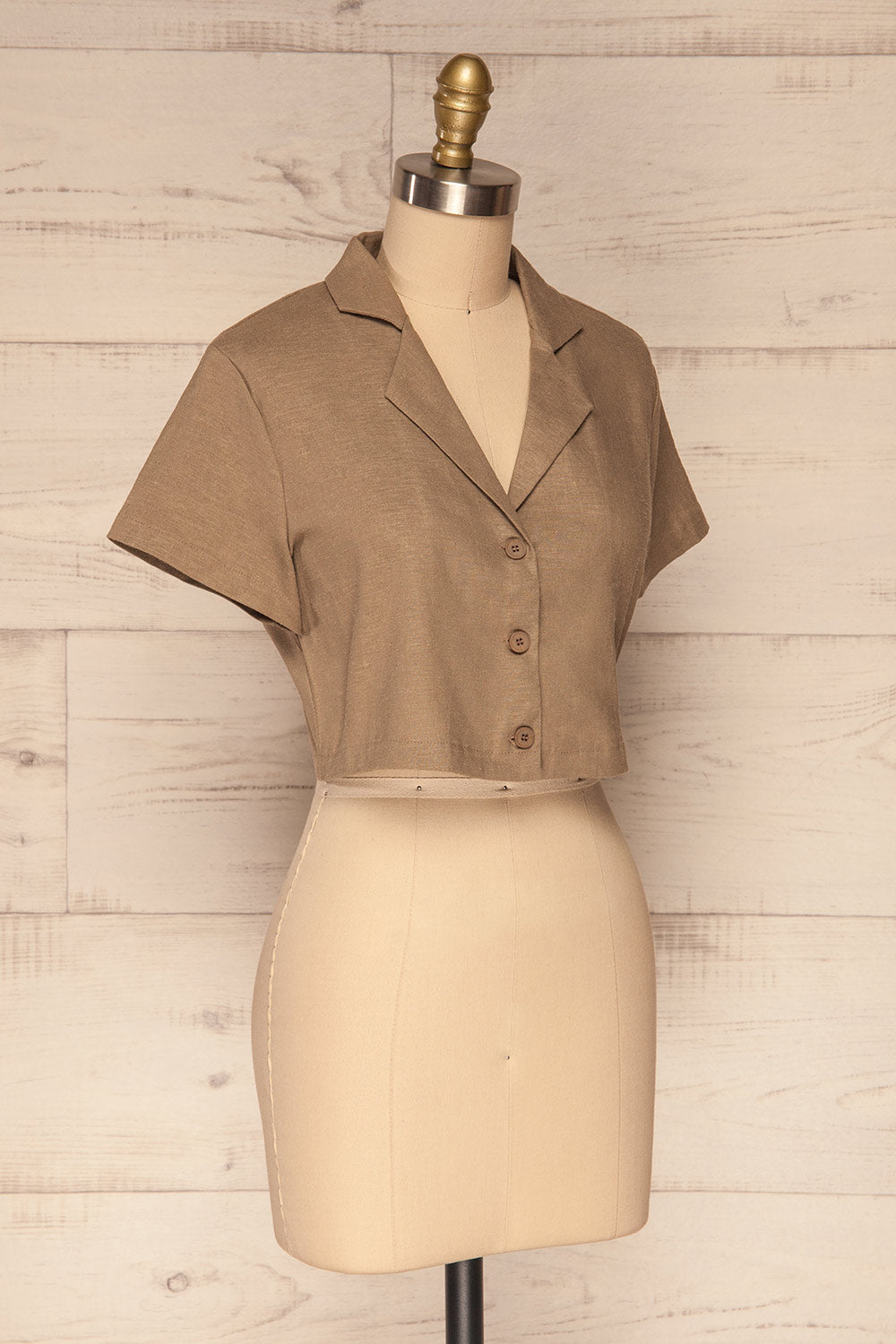 Azuay Taupe Button-Up Crop Top w Shirt Collar | La Petite Garçonne 4