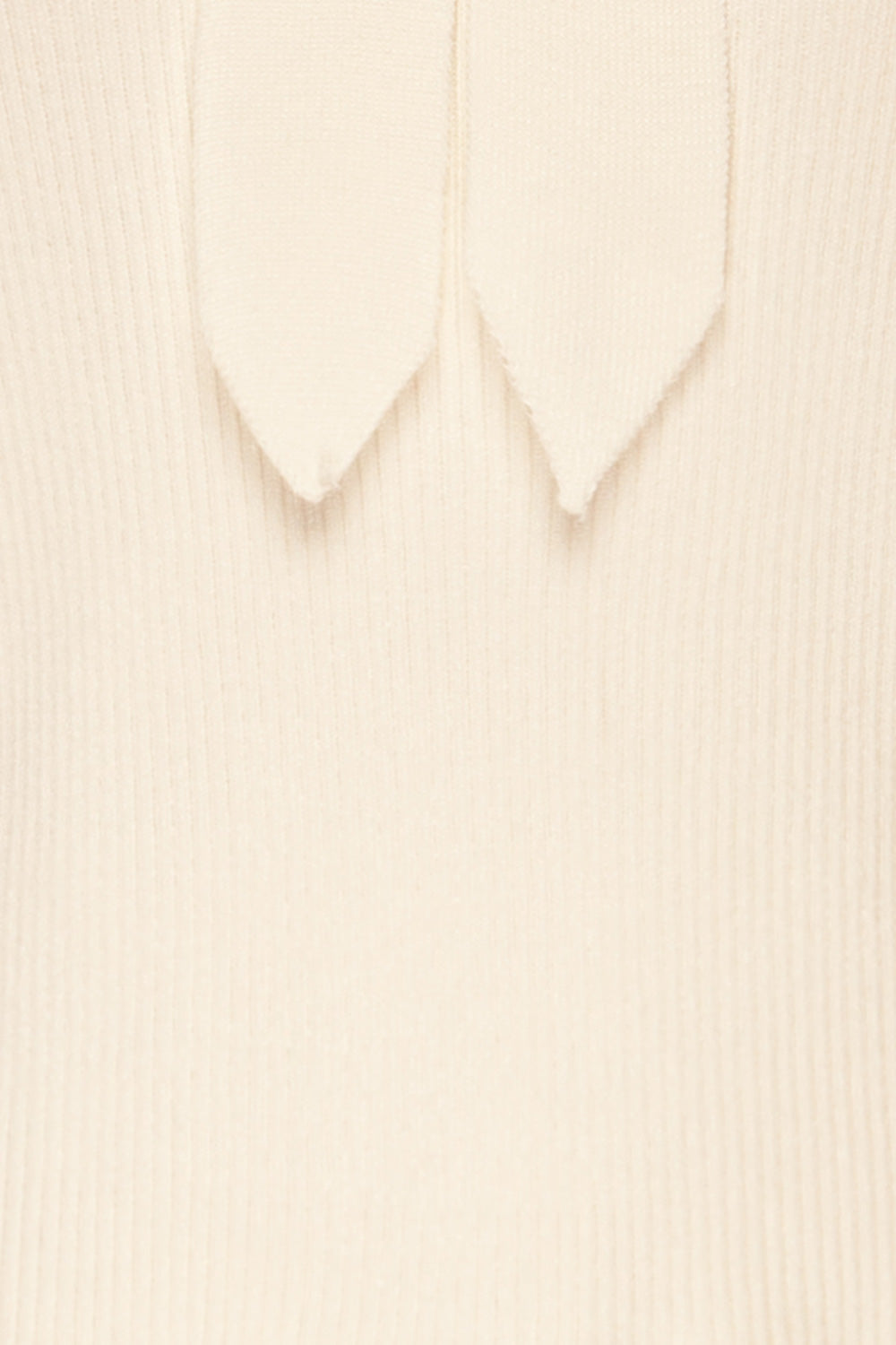 Balanos Ivory Short Sleeve w/ Bow Top | La petite garçonne fabric details