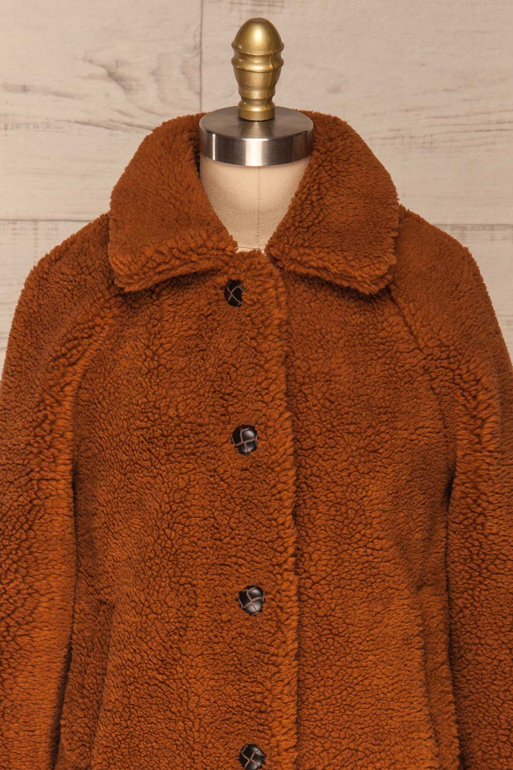 Bantigny Cannelle Brown Wooly Fleece Coat | La Petite Garçonne front close-up