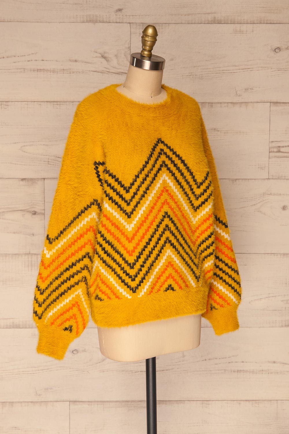 Bari Mustard Fuzzy Patterned Sweater | La petite garçonne side view 