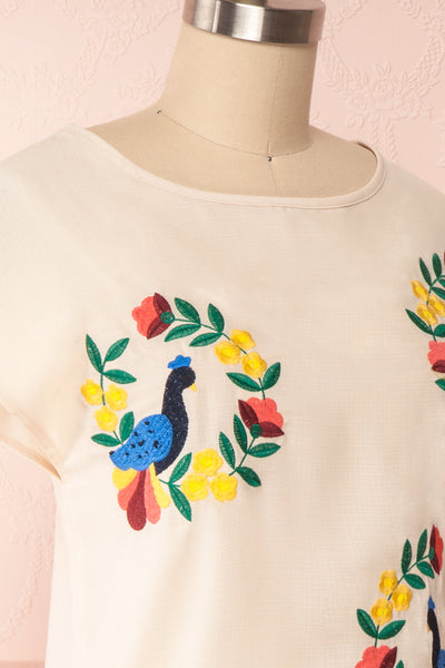 Benedikte Beige T-Shirt w/ Birds | Boutique 1861 side close up