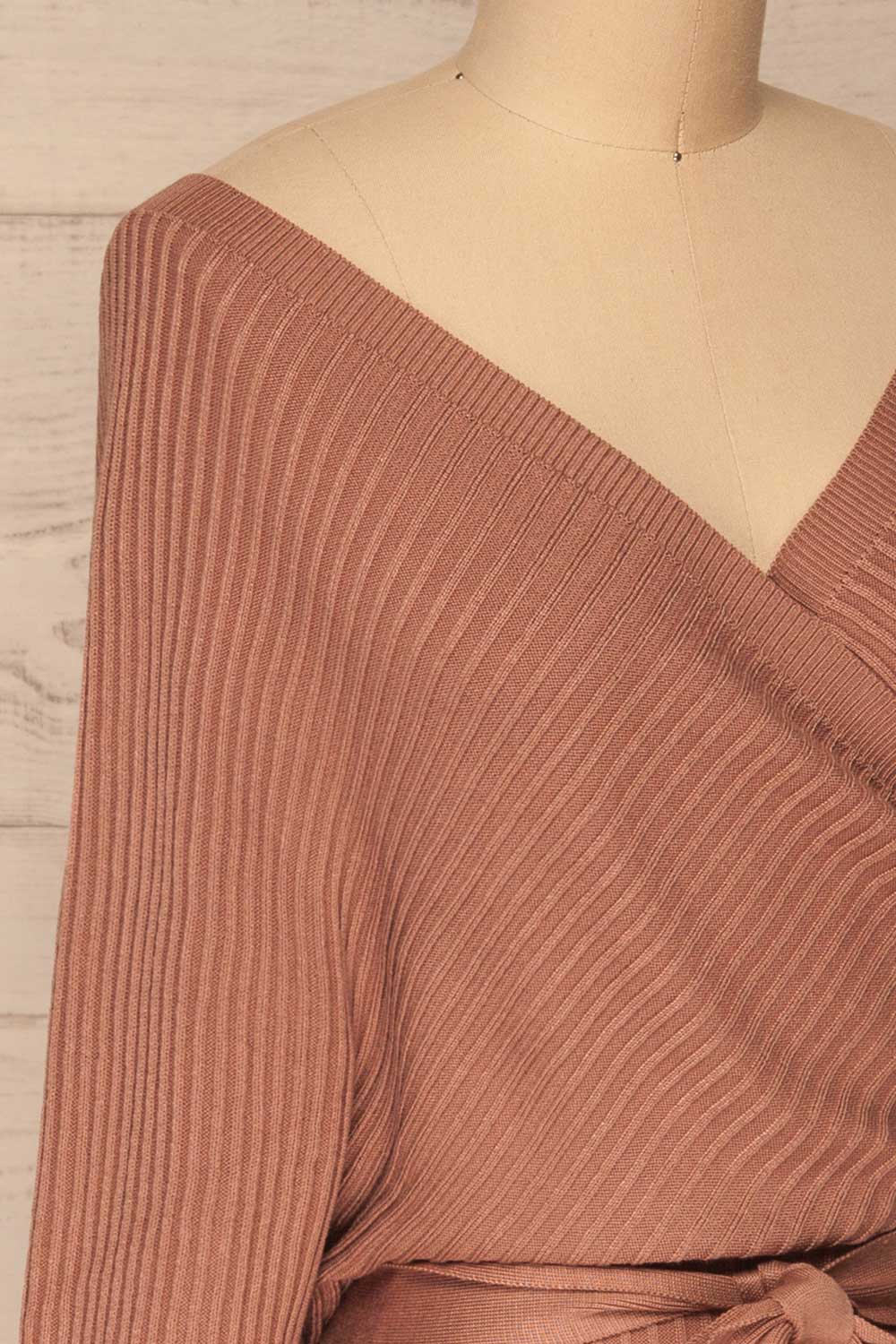 Bergame Mauve Knitted Sweater Dress | La petite garçonne side close-up