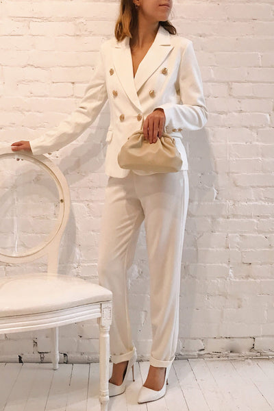 Erline Ivory Crossbody Bag | La Petite Garçonne model look